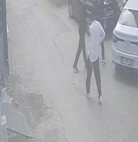 Kadına şiddeti önlemek istedi, bıçaklı saldırıya uğradı
