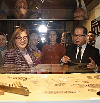 'Kalemden Kalbe' Hüsn-i hat sergisi