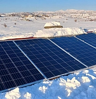 Kar, güneş panellerini etkiledi