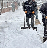 Kar yağışı etkisini artırdı, ekipleri teyakkuzda