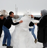 Kardan 'Van Gölü Canavarı' yapıldı