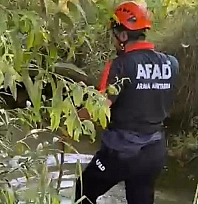 Kayıp olarak aranıyordu! 2 yaşındaki çocuk sulama kanalında bulundu