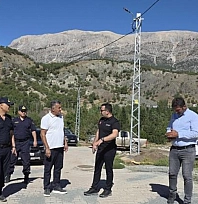 Kaymakam Algın, deprem konutlarındaki çalışmaları inceledi