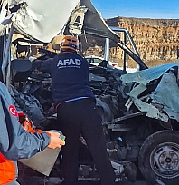 Kayseri-Malatya yolunda feci kaza: 1 ölü, 1'i ağır 7 yaralı