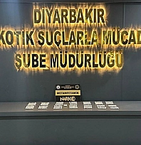 Kilolarca metamfetamin ve skunk ele geçirildi