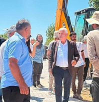 Kırsal mahalle yollarında çalışmalar sürüyor