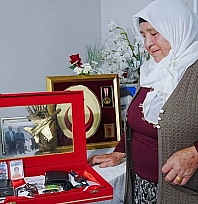 Kızının cenazesini beklerken oğlunu şehit verdi