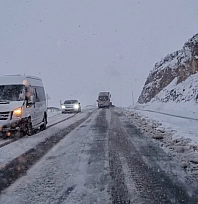 Kubbe Dağı beyaza büründü