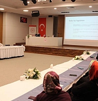 Kuduz riskli temas ve aşı profilaksisi eğitimi verildi