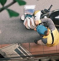 Kuryeler için yeni dönem! Yaş sınırı değişti