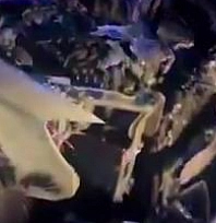 Lüks araç alevlere teslim oldu