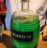 Madımaktan bu kez de kolonya yaptılar