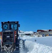Malatya'da karla mücadele: 176 mahalle yolu ulaşıma açıldı