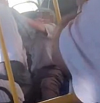 Malatya'da 'Ücretsiz Kart' kavgası: Yaşlı amcalar otobüste birbirine girdi