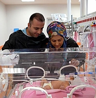 Malatya'da 4 yıllık özlem mutlulukla taçlandı: Tüp Bebek Ünitesi'nin ilk ikizleri hayata 'Merhaba' dedi!