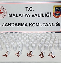 Malatya'da 5 bin 561 adet sentetik ecza hap ele geçirildi