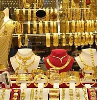 Malatya'da altın fiyatları düşüşe geçti: Gram altın 6 bin 880 TL'ye geriledi