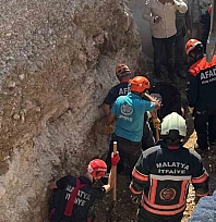 Malatya'da altyapı çalışması sırasında göçük: 2 işçi hayatını kaybetti