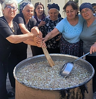 Malatya'da aşure etkinliği düzenledi