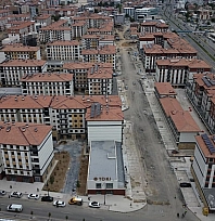 Malatya'da beklenen konut teslimi yapılıyor: 985 hak sahibi anahtarlarını aldı