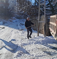 Malatya'da buzlanma riskine karşı tuzlama çalışmaları aralıksız sürüyor