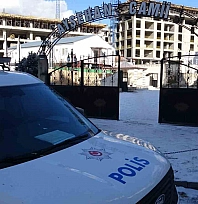 Malatya'da Camide Baygın Genç Hastanede Hayat Mücadelesi Veriyor