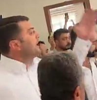Malatya'da CHP'lilerle Yeni Partililer birbirine girdi: 'Erkeklik yap lan'