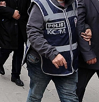 Malatya'da Denetimler Sıklaştı: 76 Litre Sahte Alkol Ele Geçirildi