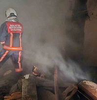 Malatya'da korkutan yangını: Ev küle döndü