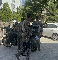 Malatya'da hareketli dakikalar… Elinde pompalı tüfekle ateş açıyordu! Yakalandı