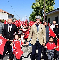 Malatya'da ilk ders zili öncesi dikkat çeken karşılama: Amin alayı geleneği yeniden yaşatıldı