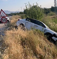 Malatya'da kamyonet ile otomobil çarpıştı: 3 Yaralı