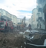 Malatya'da Korkutan Yangın! Alevler Göğe Yükseldi