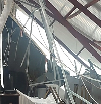 Malatya'da yoğun kardan çatı çöktü