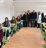 Malatya'da okuma-yazma seferberliği: Mezunlar belgelerini aldı