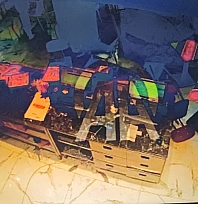 Malatya'da otomobil iş yerine girdi