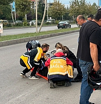 Malatya'da otomobilin çarptığı motosiklet 30 metre sürüklendi: 1 yaralı