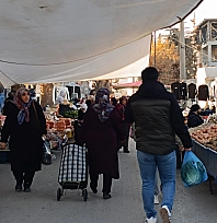 Malatya'da soğuk hava pazar fiyatını uçurdu: Domates, salatalık 50 lira…