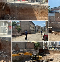 Malatya'da temel kazısı sırasında toprak kaydı! 2 katlı ev tahliye edildi