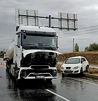 Malatya'da tır ile otomobil çarpıştı: 3 yaralı