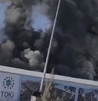 Malatya'da TOKİ Şantiyesinde Yangın Çıktı| Siyah Dumanlar Şehri Sardı