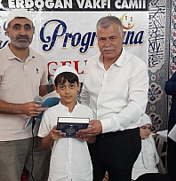 Malatya'da yürekleri ısıtan görüntü: Harçlıklarını biriktirip Filistin'e gönderdiler!