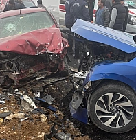 Malatya Darende Yolunda İki Araç Kafa Kafaya Çarpıştı: 5 Yaralı