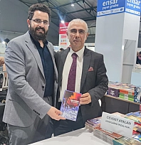Malatya Fuarı'nın en çarpıcı kitabı! 'Ölüm Fayında Dört Gün' okurla buluştu!