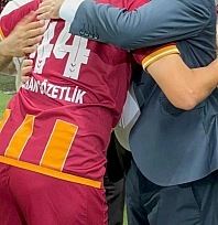 44 numaralı efsane kramponları astı