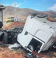 Malatya-Adıyaman yolunda peş peşe iki kaza: 1'i ağır 9 yaralı!