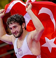Malatyalı güreşçi Avrupa şampiyonu!