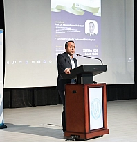 Malatyalı vekil Bitlis'te akademik açılış yılının ilk dersini verdi