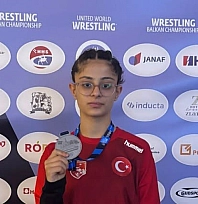 Milli güreşçi Balkan ikincisi oldu