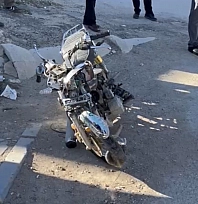 Motosiklet ile otomobil çarpıştı: 1 yaralı